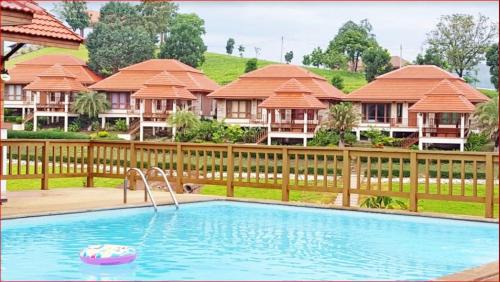 Nong Nam Daeng Resort | Relaxing Family Retreat at Thongsathit Hill Resort Khao Yai