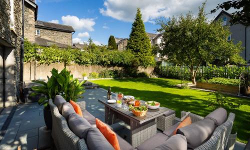 Windermere House | Family-Friendly Thorndale: 4-Star Stay with Perfect Ratings