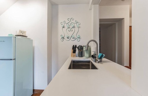 Cheyney Apartment | Cozy Thornton Studio with Kitchenette & Breakfast Included