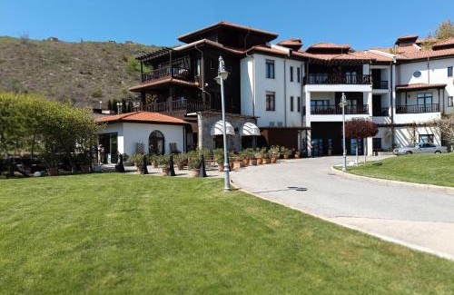 Kavarna Apartment | Discover Thracian Cliffs: Golf Holiday with Ocean Views