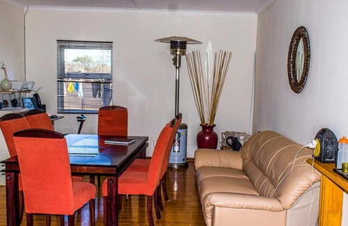 Komani Cabin | Budget-Friendly Stay at Three Angelz Lodge with Breakfast