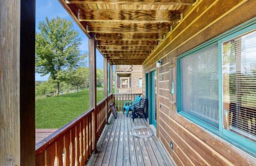 Warrens House | Family-Friendly Retreat at Three Bears Overlook