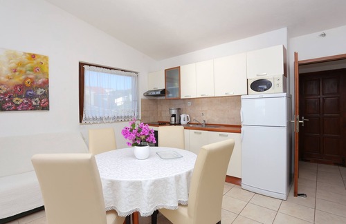 Okrug Donji Apartment | Cozy Three Bedroom Apartment Steps from Okrug Donji Beach
