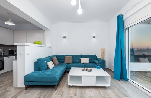 Gennadi Villa | Beachfront Villa in Gennadi: 10/10 Guest Rated Retreat