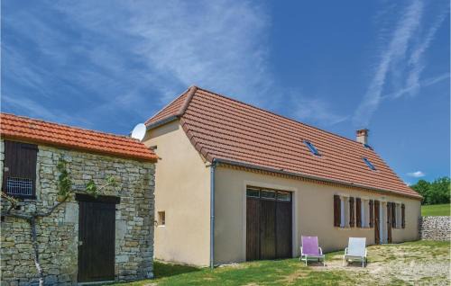Montfaucon House | Budget-Friendly 3 Bedroom Home in Montfaucon for Families