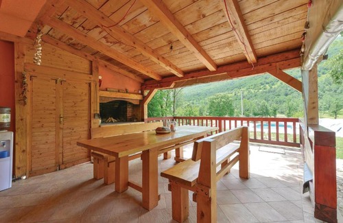 Municipality of Gracac House | Spacious Three-Bedroom Getaway in Gracac with Pool