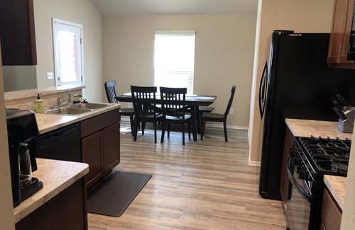 Newcastle House | Relaxing Three-Bedroom Retreat Near OK City & Norman