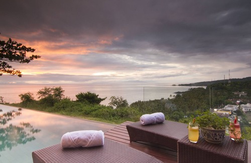 Senggigi Villa | Relaxing Three Bedroom Pool Villa at Mora Royal Villa