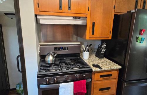 Green Bay House | Three Bedroom Ranch walking distance to Lambeau