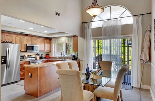Saddlebrook Villa | Elegant Three Bedroom Villa with Pool and Ocean View
