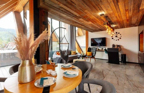 Koscielisko House | Inviting Three-Bedroom Villa with Hot Tub & Spa Amenities