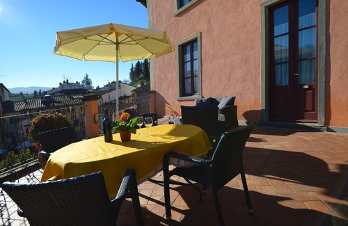 Greve in Chianti Apartment | Charming Three Bedrooms Apt in Revamped Old Pasta Factory