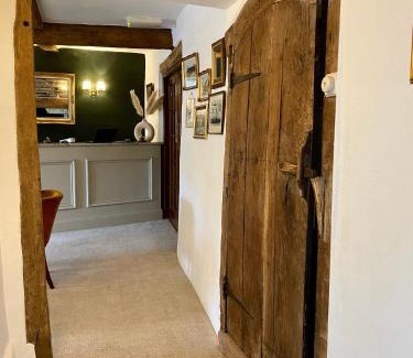 Three Cocks Hotel | Discover the Three Cocks Hotel: 4-Star Family-Friendly Escape