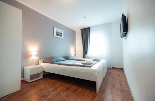 Grenzach-Wyhlen House | Budget-Friendly Stay at Three Corners: Child Friendly Hotel