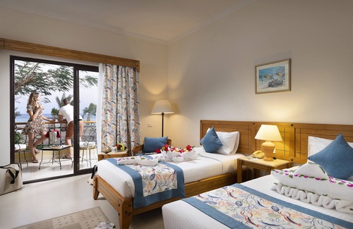 Port Ghalib Hotel | Elegant Three Corners Fayrouz Plaza Beach Resort Awaits