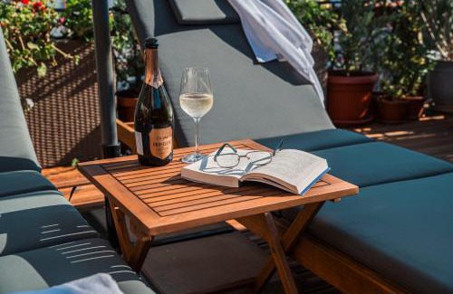 Varna City Centre Hotel | Beautiful Three Dolphins Hotel with Rooftop Terrace Experience