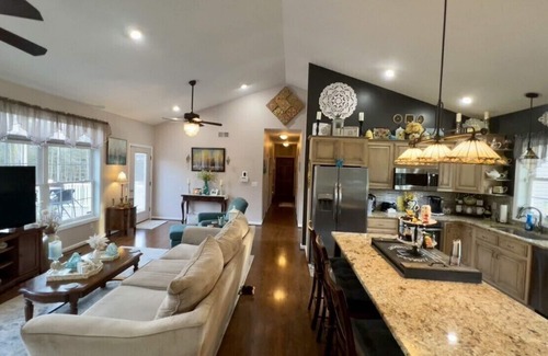 Town of Augusta House | Indulge at Three Kings: Private Pool & Family-Friendly Stay