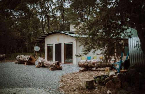 South Bruny House | Escape to Three Little Pigs: Off-Grid Family Retreat