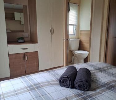 Balminnoch House | Three lochs holiday park Loch view 123