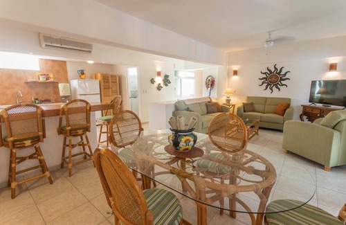 Ixtapa - Zihuatanejo Condo | Just Steps Away from Playa La Ropa with Oceanfront Amenities