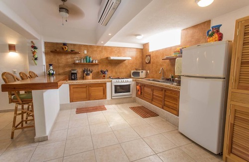 Ixtapa - Zihuatanejo Condo | Just Steps Away from Playa La Ropa with Oceanfront Amenities