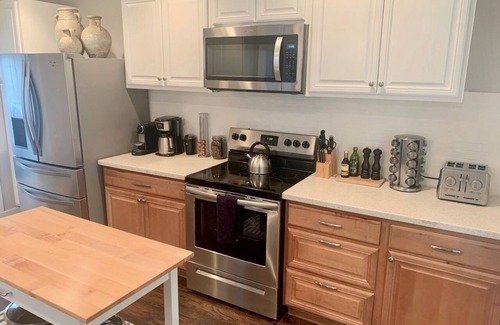 Three Oaks House | Three Oaks Getaway: Oceanfront Retreat Near Downtown