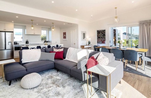Martinborough House | Family-Friendly Retreat at Three on Wilson, Martinborough