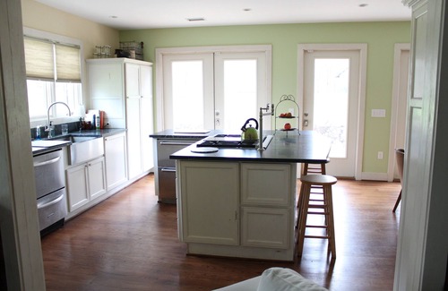 Lafayette Bed & Breakfast | Three Private Cottages at Shoofly Farm with Heat/AC, fitness room, WiFi