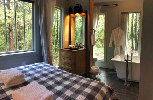 Lafayette Bed & Breakfast | Three Private Cottages at Shoofly Farm with Heat/AC, fitness room, WiFi