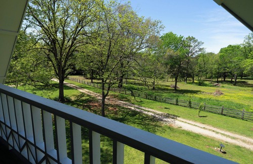 Lafayette Bed & Breakfast | Three Private Cottages at Shoofly Farm with Heat/AC, fitness room, WiFi