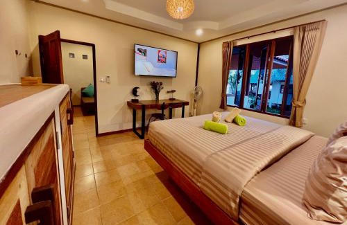 Ko Pha-ngan House | Exclusive Front Beach Villas with Private Ocean Views