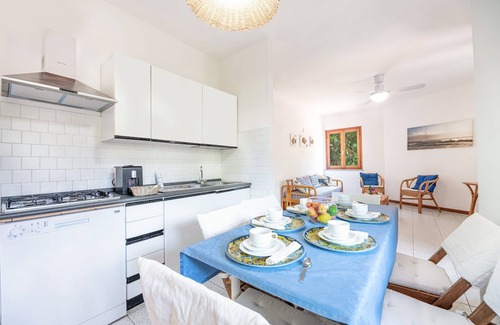Fetovaia Apartment | Ideal Three-Room Apartment with Breakfast and Pet-Friendly Amenities
