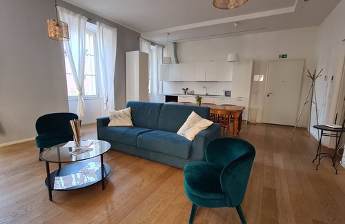 Citta Nuova-Barriera Nuova-San Vito-Citta Vecchia Apartment | Explore the Three-Room Apartment at The Squares - Ritter's