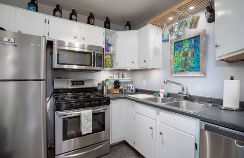 Fort Walton Beach House | Top-Rated Three Seven Oh & Hollywood Joe - Pet Friendly Stay