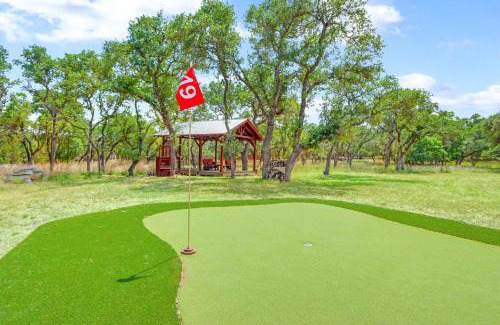 Wimberley House | Guest Rated 10/10: Three Sisters - Casita 2, Pet Friendly Stay