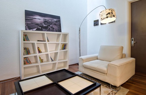 Gelugor House | Inviting Three Storey Home with Family-Friendly Amenities