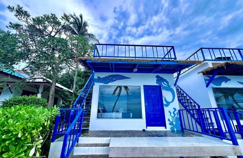 Maret Hotel | Relax at Sarocha Villa: Pool, Ocean View & Spa Amenities