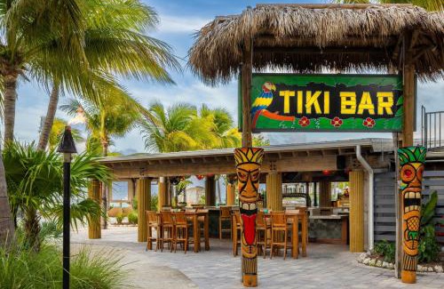 Islamorada Resort | Discover Postcard Inn Beach Resort & Marina by the Ocean