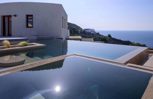 Akrotiri Villa | Thrilling Santorini Suite | Nysa Suite | Superb Suite with Private Pool &.