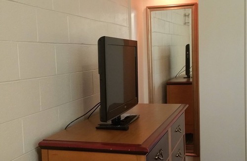 Mountain Home Hotel | Budget-Friendly Comfort at Thunder Bird Motel with Breakfast