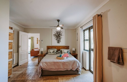 Nelson Mandela Bay Cabin | Experience Thunzi Bush Lodge: 4-Star Getaway with Pool & Spa
