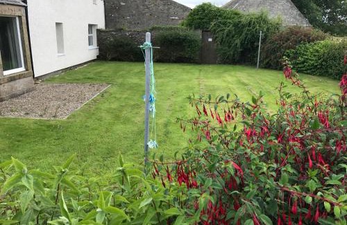 Hunspow House | Cozy Thurdistoft Farmhouse in Dunnetbay: Pet-Friendly Retreat