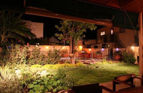 Graaff-Reinet Bed & Breakfast | Welcoming Thyme and Again Bed and Breakfast with Pool Access