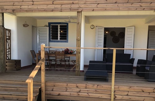 Trois-Rivieres Apartment | Cozy TI Caze Appartement: Sea View Steps from the Beach