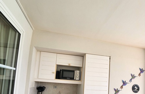 Gros Raisins Apartment | Beachfront Ti Coco Luce Studio with Pool & Family-Friendly Perks
