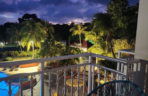 Gros Raisins Apartment | Beachfront Ti Coco Luce Studio with Pool & Family-Friendly Perks