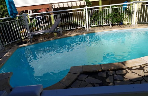Bouillante House | Experience Oceanfront Bliss at Ti kaz a Annick