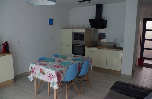 Guidel Apartment | Relaxing Ti Korelo 2 Apartment with Spa View & Hot Tub