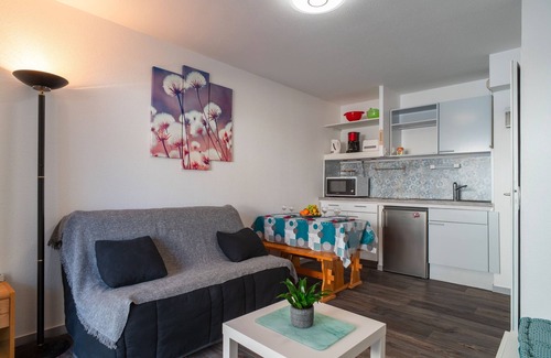 Saint-Nic Apartment | Ti Kréol - Steps from the Beach with Ocean Views