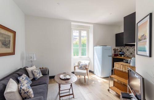 Saint-Servan Apartment | Ideal Retreat: Ti Massa with Garden & Spa in St Servan
